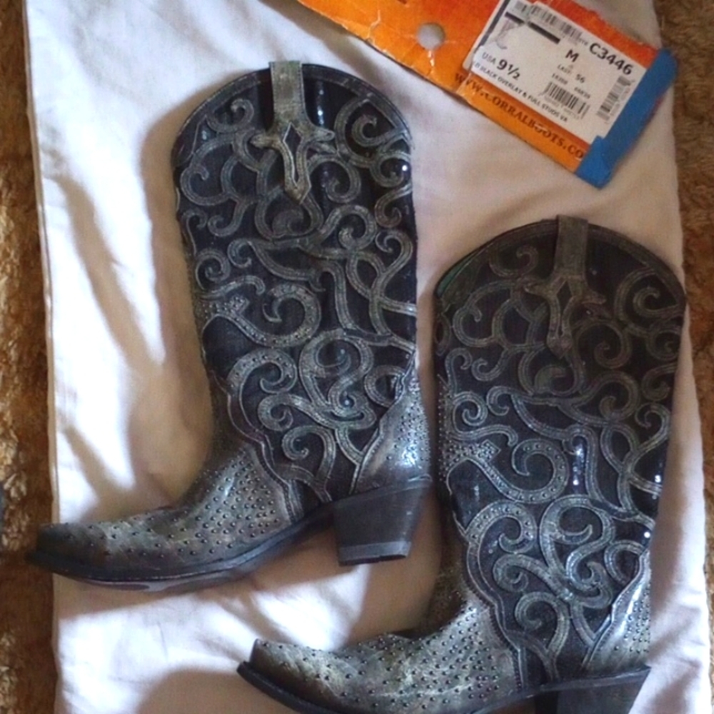 Corral Boots 9.5